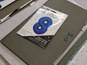 lot 2694 image: Lot of (5) La Fete 34 Blue Helium Foil Balloon - #8