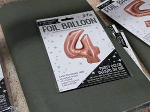 lot 2746 image: Lot of (8) La Fete 34 Foil Balloons - #4