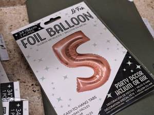 lot 2747 image: Lot of (8) La Fete 34 Foil Balloons - #5