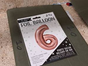 lot 2748 image: Lot of (10) La Fete 34 Foil Balloons - #6