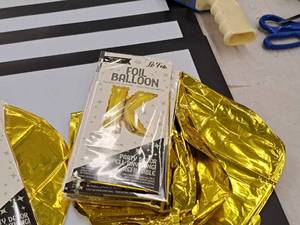 lot 2760 image: Lot of (7) La Fete 16 Foil Balloons - K