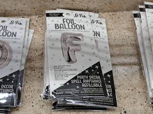 lot 2774 image: Lot of (8) La Fete 16 Foil Balloons - F