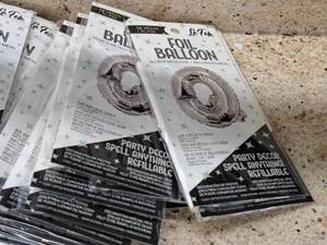 lot 2779A image: Lot of (10) La Fete 16 Foil Balloons - O