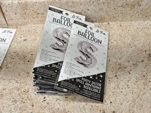 lot 2781 image: Lot of (5) La Fete 16 Foil Balloons - S