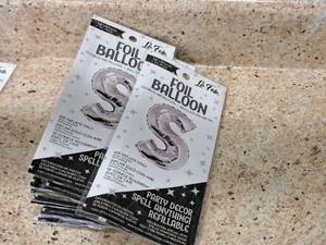 lot 2781A image: Lot of (6) La Fete 16 Foil Balloons - S