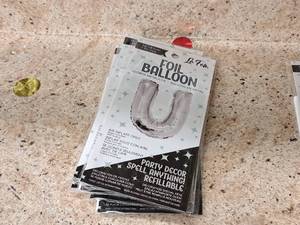 lot 2783 image: Lot of (7) La Fete 16 Foil Balloons - U