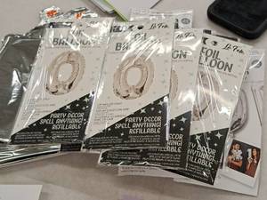 lot 2794C image: Lot of (10) La Fete 16 Foil Balloons - #0