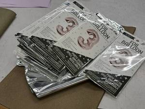 lot 2796B image: Lot of (10) La Fete 16 Foil Balloons - #3