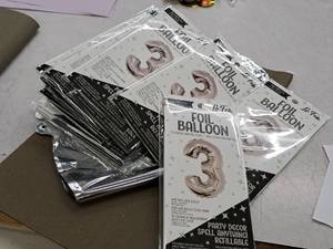 lot 2796C image: Lot of (10) La Fete 16 Foil Balloons - #3