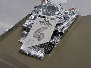 lot 2797B image: Lot of (10) La Fete 16 Foil Balloons - #4
