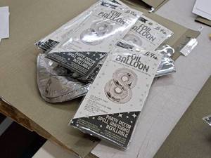 lot 2800B image: Lot of (20) La Fete 16 Foil Balloons - #8