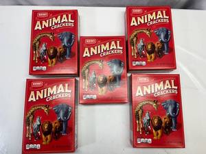 lot 419 image: KK. 5x 13oz Bentons Animal Crackers