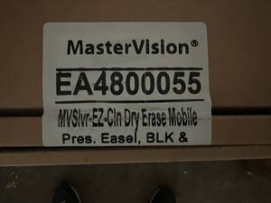lot 4 image: Master Vision-Mobile Dry Erase Easel