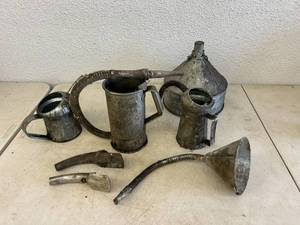 lot 32 image: Oil Cans & Funnels