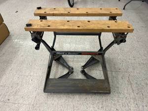 lot 17 image: Workmate Portable Work Center & Vise Dual 29 Model