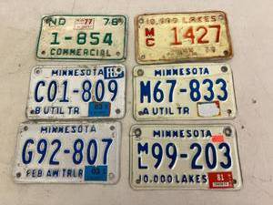lot 54 image: MN & ND License Plates