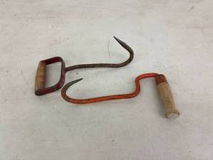lot 64 image: Hay Hooks