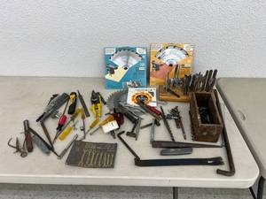 lot 76 image: Drill Bits, Saw Blades & Hand Tools
