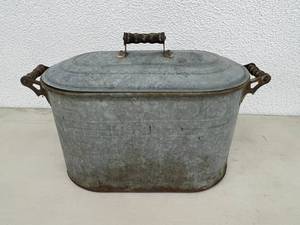 lot 86 image: Vintage Tin Boiler