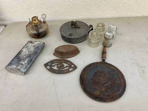 lot 105 image: Mixed Vintage Lot