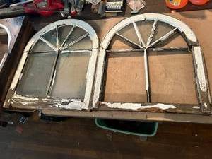 lot 196 image: Vintage Windows