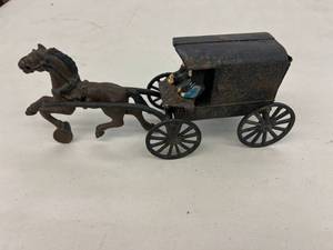lot 137 image: Cast Iron Toy