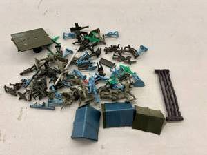 lot 144 image: Toy Soldiers