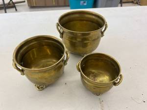 lot 145 image: Brass Bowls