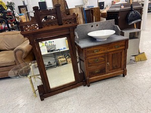 lot 150 image: Vintage Wash Basin with Mirror - Has Been Modernized
