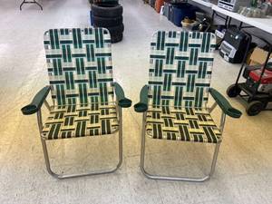 lot 185 image: Lawn Chairs