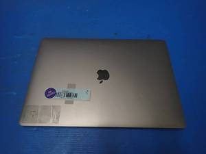 Apple&nbspMacBookPro15,1 A1990 MR932LLA &nbspINTEL(R) CORE(TM) I7-8750H CPU  2.20GHZ  16GB RAM  251GB SSD  15 screen with 3360 x 2100 Resolution  Includes IOS  No Cables  keymarks on screen