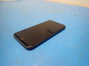 Apple&nbspiphone 8 A1863  64GB of storage  Cellular Carrier Unlocked  Includes Charging Cable  light scratches on screen