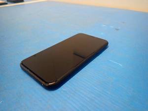 Apple&nbspIphone Xr A1984  64GB of storage  Cellular Carrier Unlocked  Includes Charging Cable  Screen has&nbsp scratches&nbsp