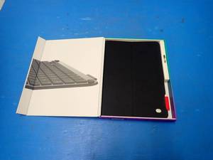 Logitech iPad Air 2 case