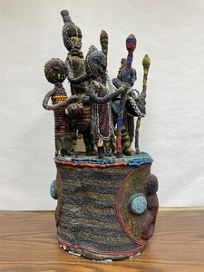 lot 53 image: Large & Impressive Old Yoruba Beaded Figural Headdress #2