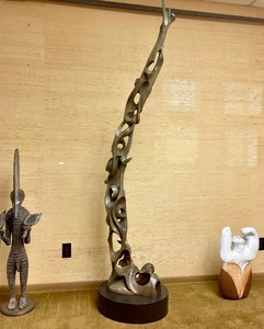 lot 17 image: LARGE & Fantastic Abstract Wood Sculpture by Renowned Ecuadorian Wood Carver Luis Potosi
