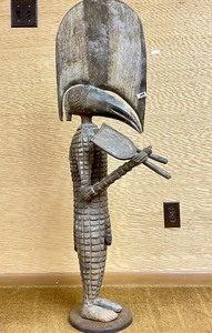 lot 28 image: Incredible Old BuraBobo Standing Figure - Burkina Faso