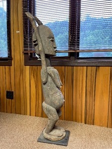 lot 46 image: Outstanding Old Dogon Standing Maternity Figure