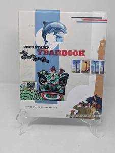 USPS  2009 Commemorative Stamp Yearbook in original sleeve
