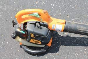 Poulan Pro 200 mph Leaf Blower