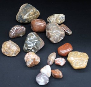 AGATES
