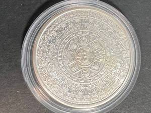 1 TROY OZ .999 FINE SILVER AZTEC ROUND IN AIRTITE