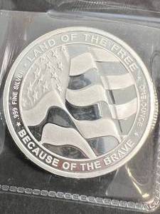 1 TROY OZ .999 FINE SILVER ARMY ROUND