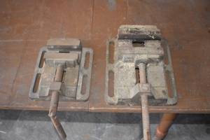 lot 9 image: Drill press clamps