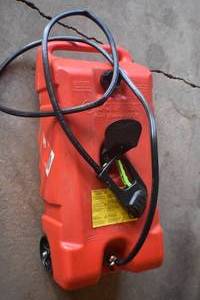 lot 11 image: Gas Caddy