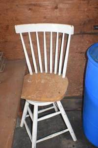 lot 12 image: Table and stool