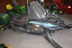 lot 37 image: Snowmobile