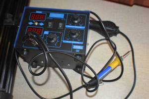 lot 42 image: Zeny Soldering Station