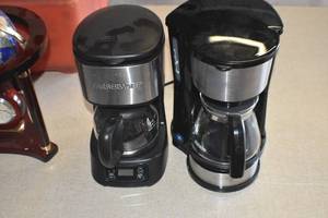 lot 45 image: Coffee Makers