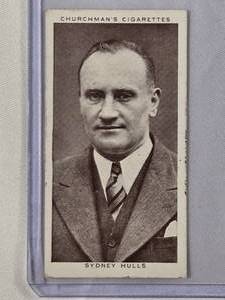 lot 7 image: Sydney Hulls 1938 Churchmans Cigarettes Boxing Personalities No. 49 Vintage Sports Cards